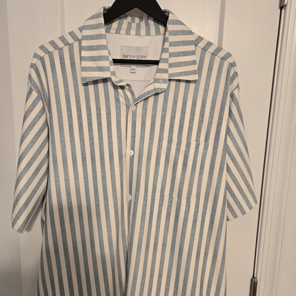 Smith & Quinn Men's Button Down Shirt - Picture 1 of 4